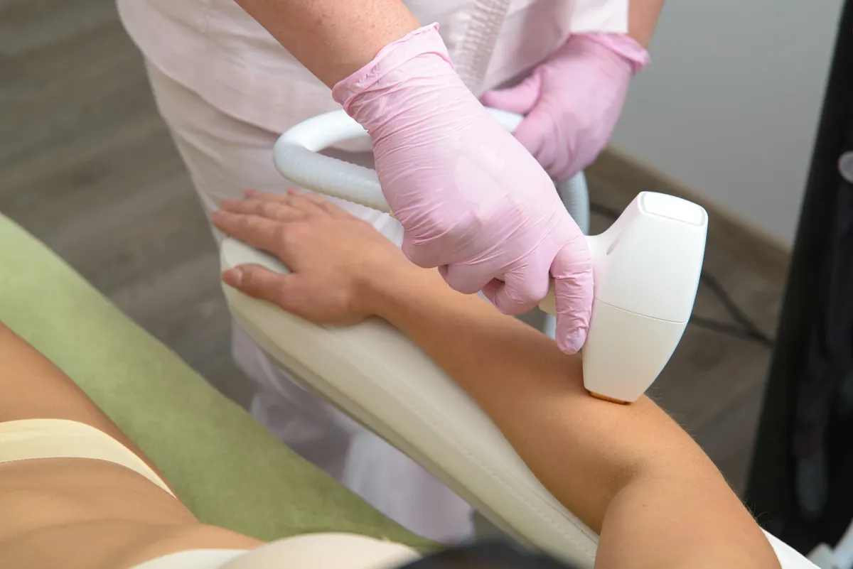 Laser Hair Removal: Should You Pluck or Wax After Treatment?